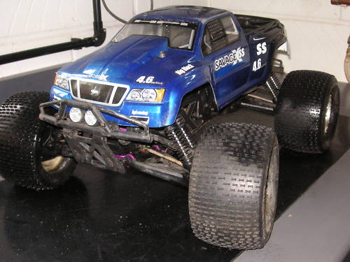 hpi savage x ss 4.6 big block nitro truck 1/8th