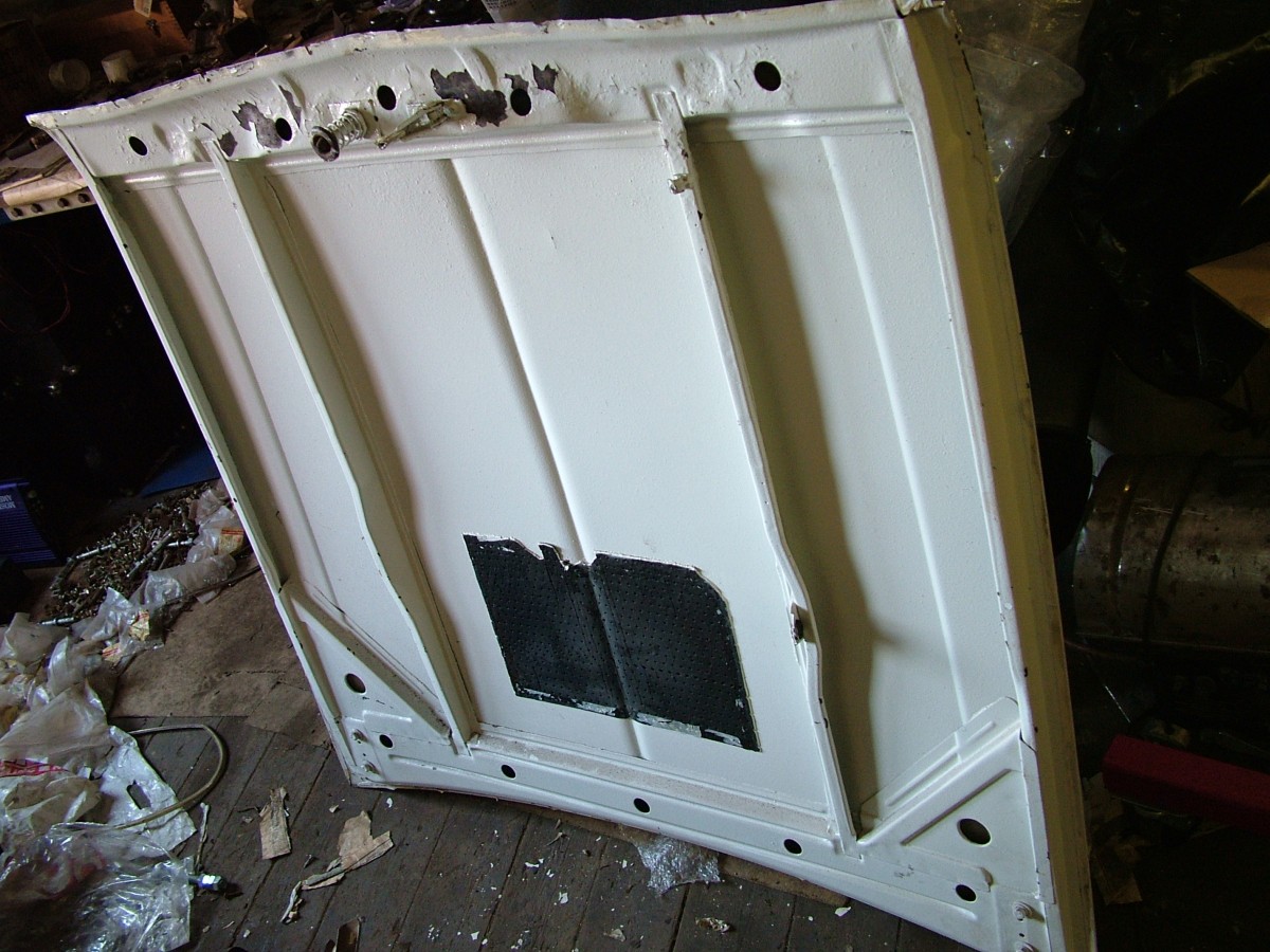 Re MK2 Cortina bonnet and